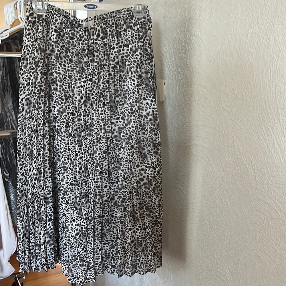 Black & Grey Pleated Leopard Midi Skirt